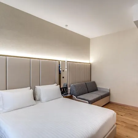 Cc Palace Otel
