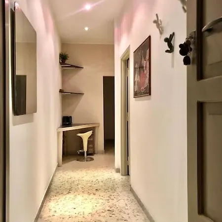 Isola Roger - Con Giardino A Holiday home Rome