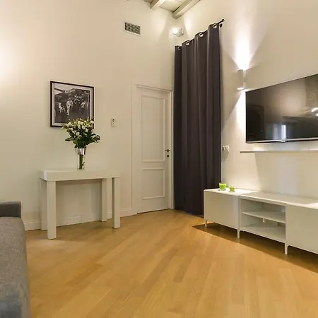 Eve Luxury Pantheon Roma
