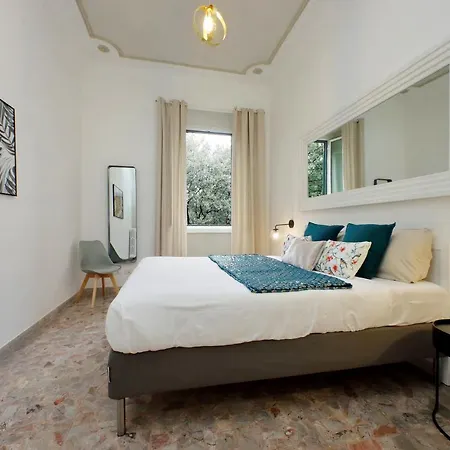 Daire Flatinrome Termini 1