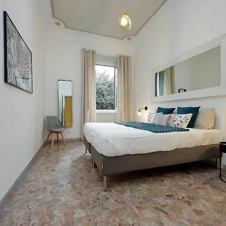 Flatinrome Termini 1 Daire *