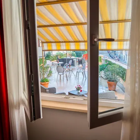 Guest house Le Terrazze Di San Giovanni 2*