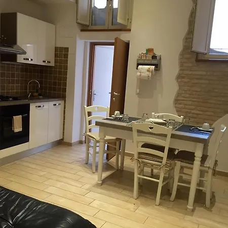 Il Vicolo Di Trastevere Rom