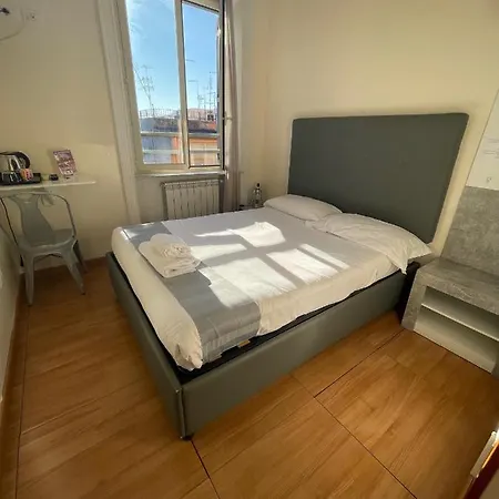 בית הארחה Floor 6