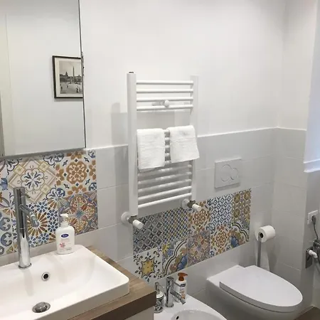 Apartament Colosseo *