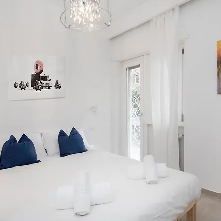 Easystayrome 10 Pax 3 Baths 1 Min From Metro Apartamento