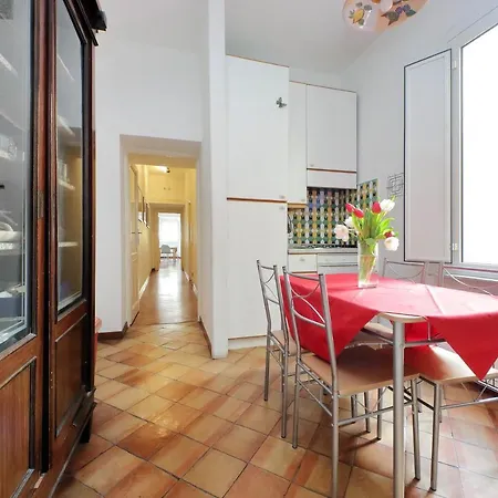Navona Apartment, Large And Comfortable *