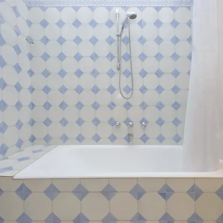Navona Apartment, Large And Comfortable *