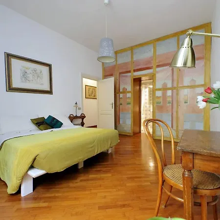 Navona Apartment, Large And Comfortable Apartment Rome