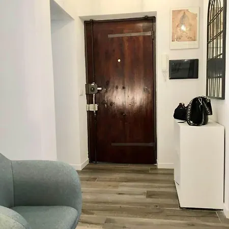 Apartament Colosseo *