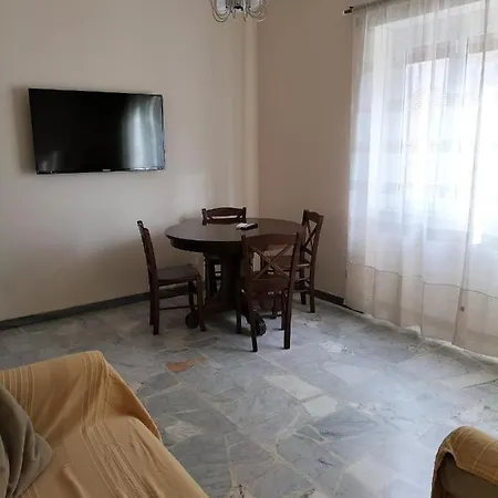 Apartment Casa Alloro *