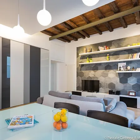 Apartment Chic, Stylish And Quiet At The Spanish Steps Rome