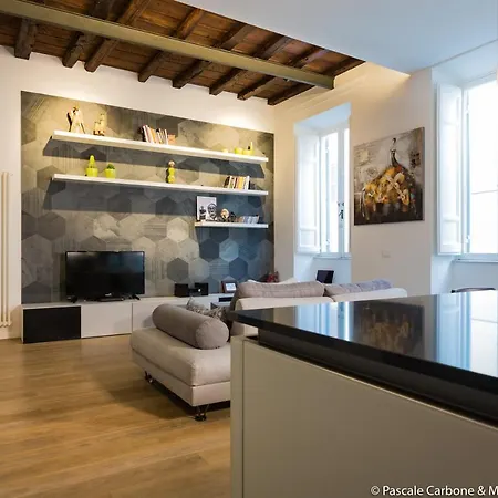 Apartment Chic, Stylish And Quiet At The Spanish Steps