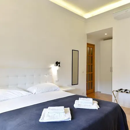 Stunning St.peter's Apartment Rome