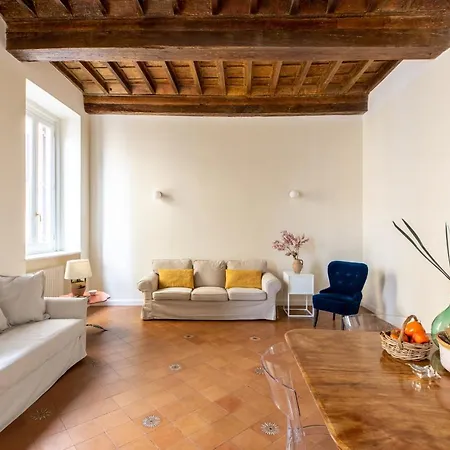 Iflat The Flowers Of Apartment Rome