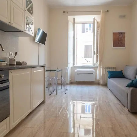 Apartment Two-roomed Flat In The Heart Of - Termini Rome