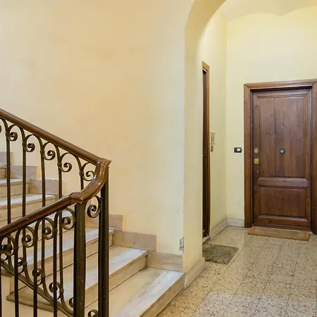 Apartment Domina Colosseum