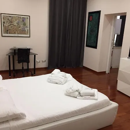 Dimora Frattina Pensionat