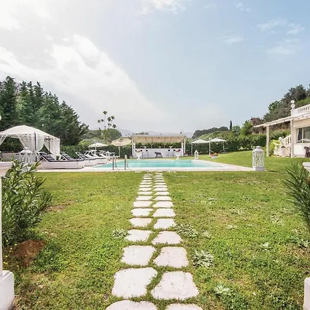 2 Bedroom Stunning In Holiday home *
