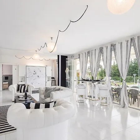 Holiday home 2 Bedroom Stunning In *