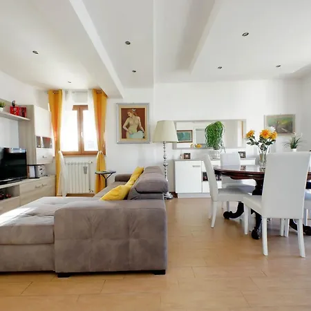Chic Penthouse On Two Floors Rome