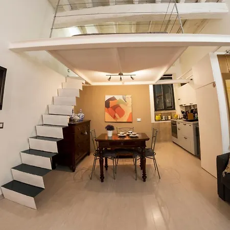 Rione Monti Holiday Home Apartment *