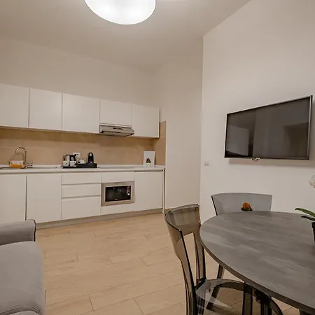Oriana Homel Apartment Rome