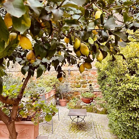 Borgo Monteverde In Rome
