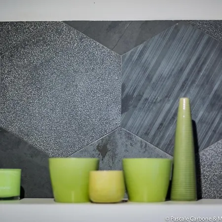 Chic, Stylish And Quiet At The Spanish Steps Apartment