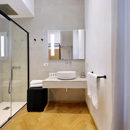 Youroom Abruzzi רומא