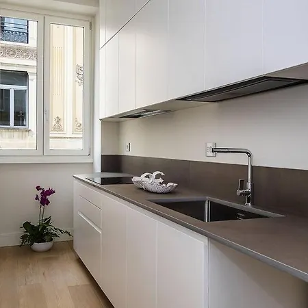 Easy Holidays - In Selci * Roma