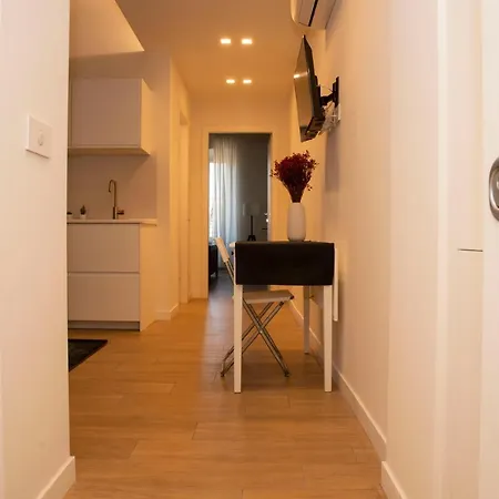 The Parliament - Exclusive Apartment