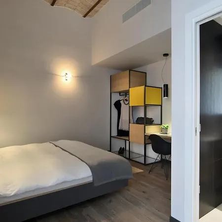 Vibe Nazionale Hotel 3*
