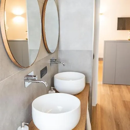 Castel Sant Angelo Luxury And Tour Apartment *