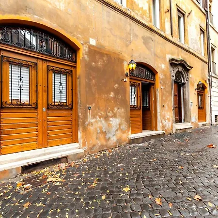 Navona Artist 10 * Rome