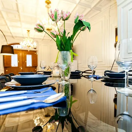 Navona Artist 10 Apartment Rome
