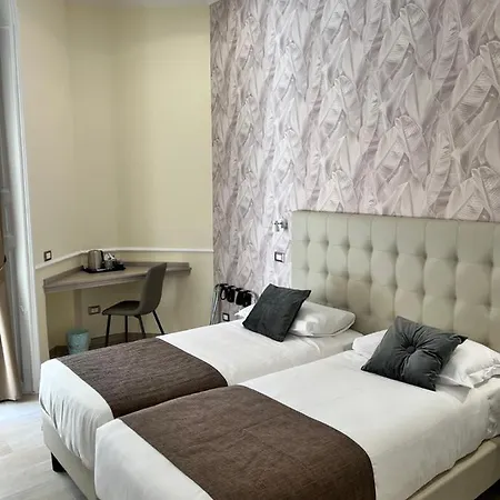 Le Petit Hotel Rome
