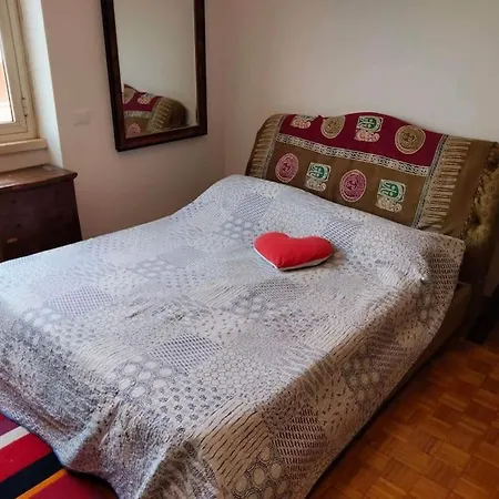 Vatikan 5 Apartment *