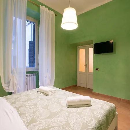 Ampio Con Vinili In Centro Storico Apartment