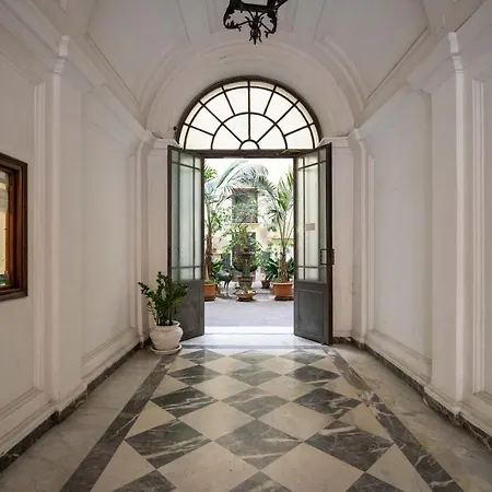 Apartment Ampio Con Vinili In Centro Storico