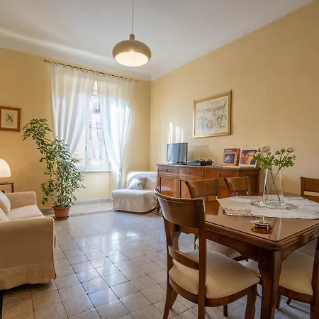 Ampio Con Vinili In Centro Storico Apartment *