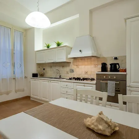 Apartment Ampio Con Vinili In Centro Storico *