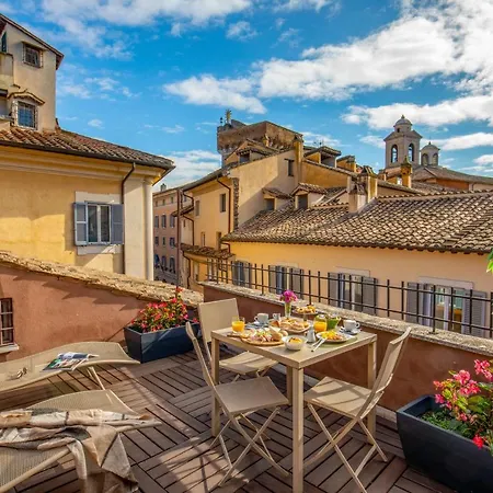 Navona Colors Hotel 3*