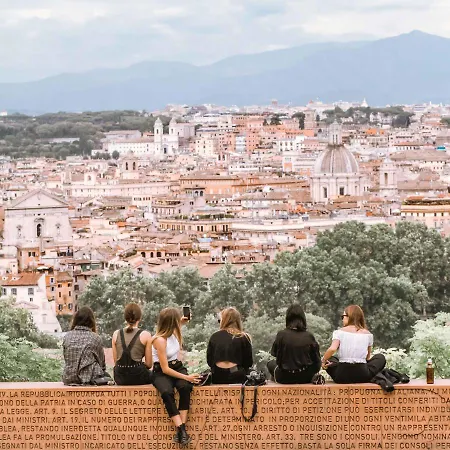Leone Di Trastevere Apartment Rome