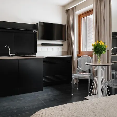 Unica 4* Róma