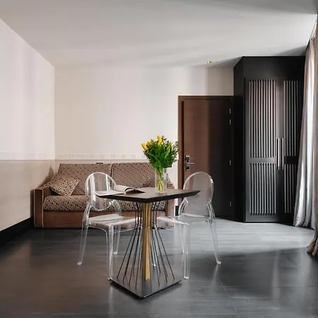 Aparthotel Unica