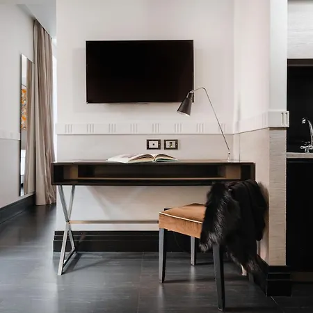 Aparthotel Unica 4*