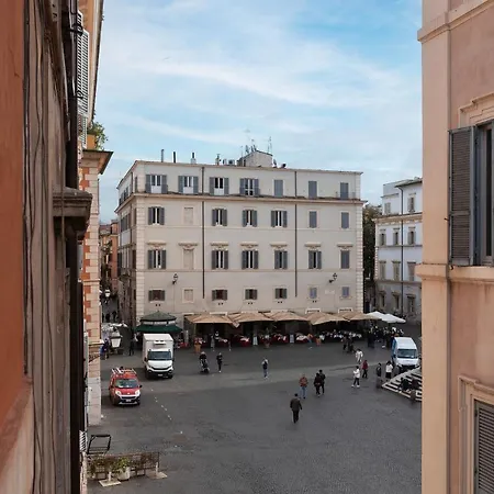 Luxury Trastevere Affittacamere 2*