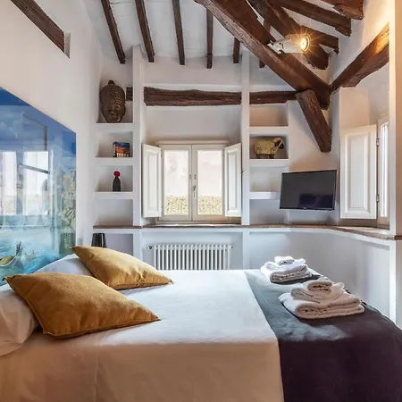Guest house Luxury Trastevere 2*