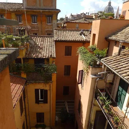 Apartment Del Leone Rome
